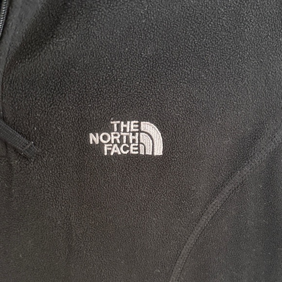 The North Face Women's Black Pullover - Picture 5 of 5